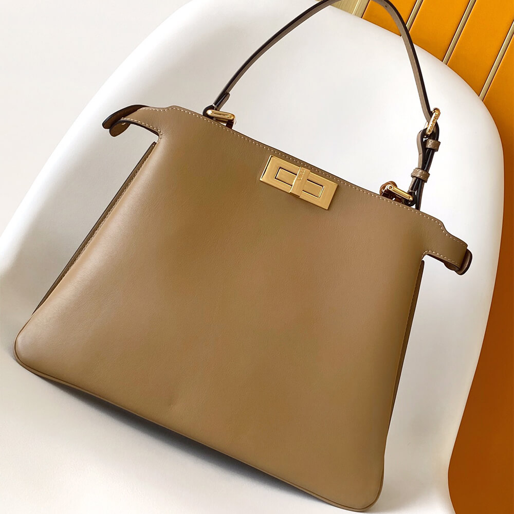 FENDI Peekaboo Soft Medium(HIGH-END GRADE)